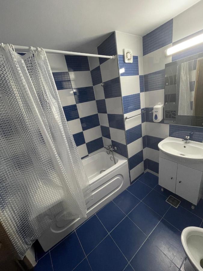 Garsoniere Dya Apartment เอโฟริเอนอร์ด ภายนอก รูปภาพ